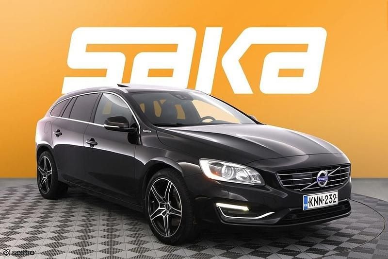 Käytetty 2015 Volvo V60 Summum Farmari | 16 700 € (Perustarjous) - Kuva 1/3