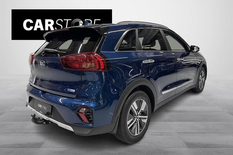 Käytetty Kia Niro Advance 140 HP (102 kW) 2021 Katumaasturi
