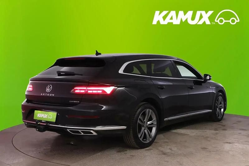 Käytetty VW Arteon R-line 156 HP (114 kW) 2022 Musta Farmari