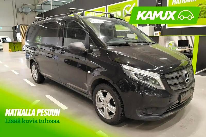 Käytetty Mercedes Vito 190 HP (139 kW) 2018 Musta Van
