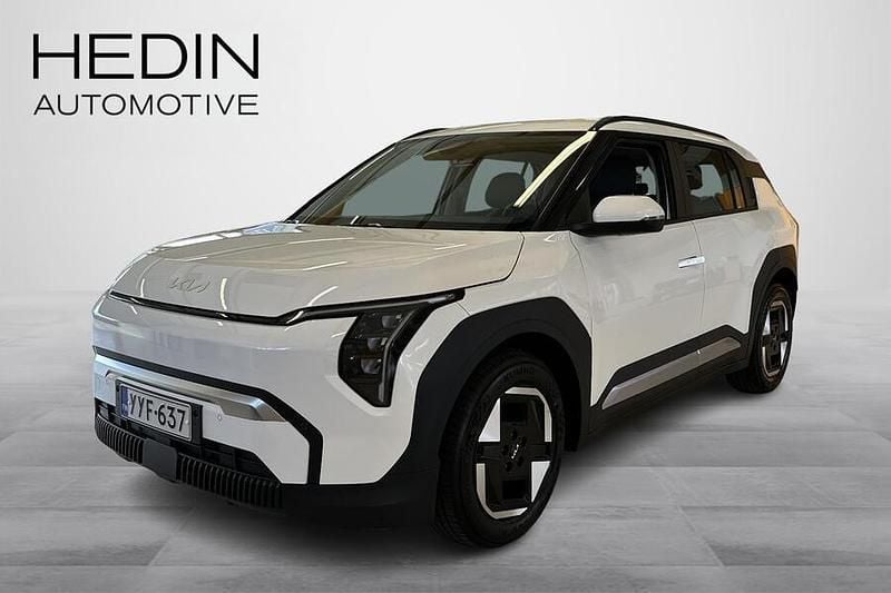 Valkoinen Käytetty 2025 Kia EV3 Katumaasturi | 39 990 € (Perustarjous) - Kuva 1/4