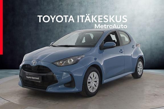 Käytetty Toyota Yaris Active 123 HP (90 kW) 2021 Sininen Viistoperä