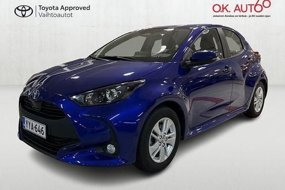 Sininen Käytetty 2024 Toyota Yaris Viistoperä | 22 490 € (Perustarjous) - Kuva 1/4