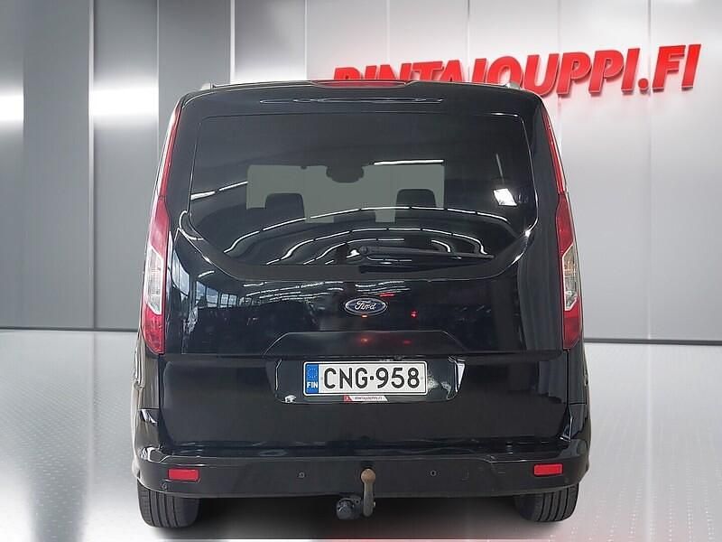 Käytetty Ford Tourneo Connect Titanium 120 HP (88 kW) 2019 Tila-auto
