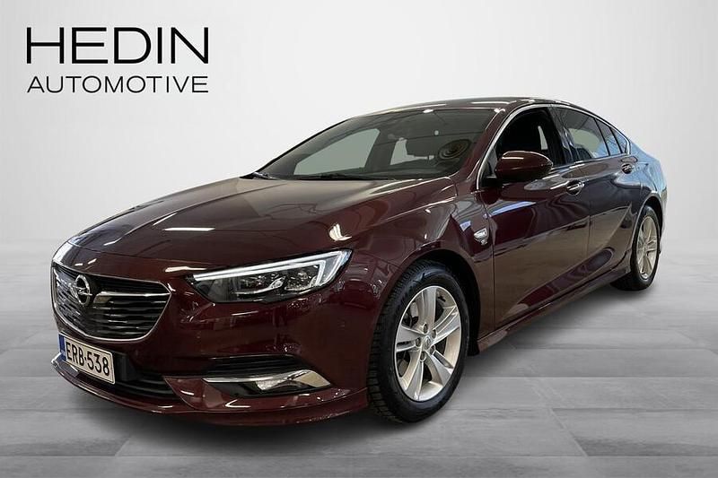 Käytetty Opel Insignia Innovation 200 HP (147 kW) 2019 Punainen Viistoperä
