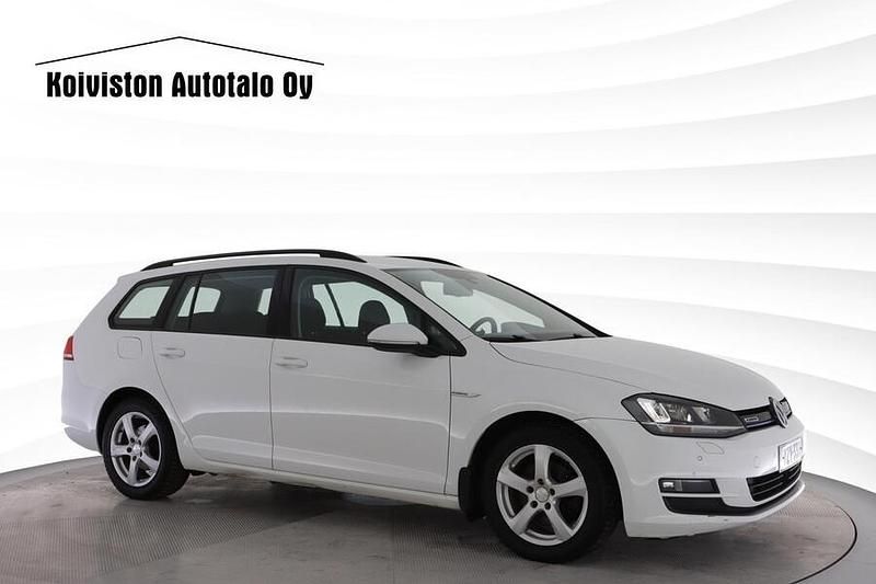 Käytetty VW Golf VII Comfortline 110 HP (80 kW) 2015 Farmari