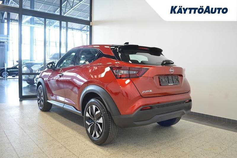 Käytetty Nissan Juke Acenta 114 HP (83 kW) 2024 Reddish orange Katumaasturi