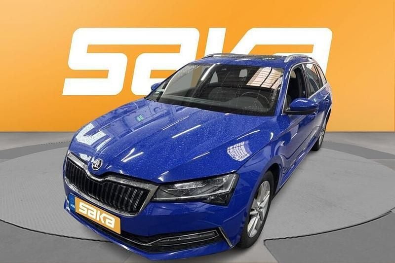 Käytetty 2023 Skoda Superb LAURIN & KLEMENT Farmari | 26 900 € (Perustarjous) - Kuva 1/4