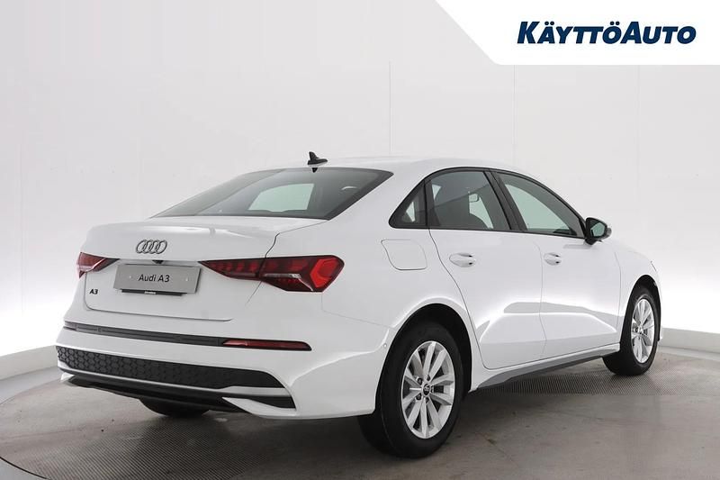 Uusi Audi A3 Design 116 HP (85 kW) 2025 Z9z9 Sedan