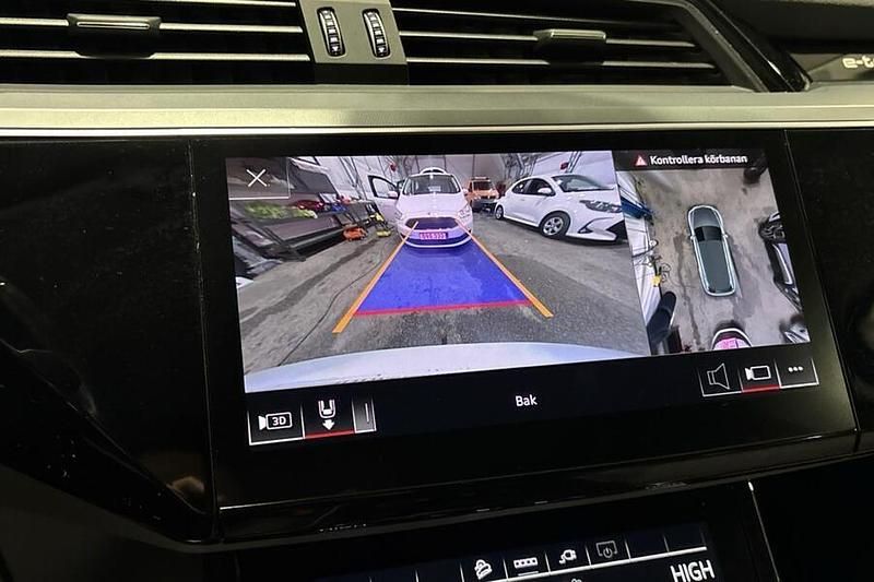 Käytetty Audi e-tron 300 kW (408 HP) 2021 Katumaasturi