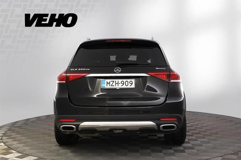 Käytetty Mercedes GLE350 194 HP (142 kW) 2021 Musta Katumaasturi
