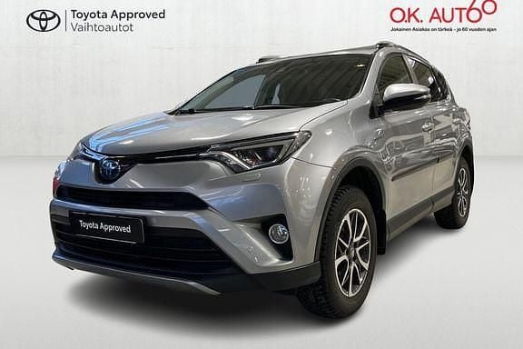 Käytetty Toyota RAV4 Edition 153 HP (112 kW) 2019 1d6 Katumaasturi
