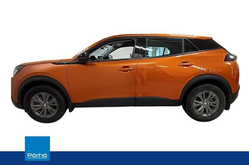 Käytetty Peugeot e-2008 Active 100 kW (136 HP) 2022 Oranssi Katumaasturi