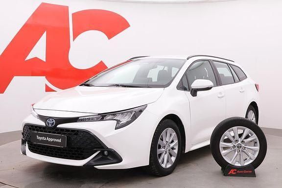 Käytetty Toyota Corolla Active 140 HP (102 kW) 2023 Valkoinen Farmari
