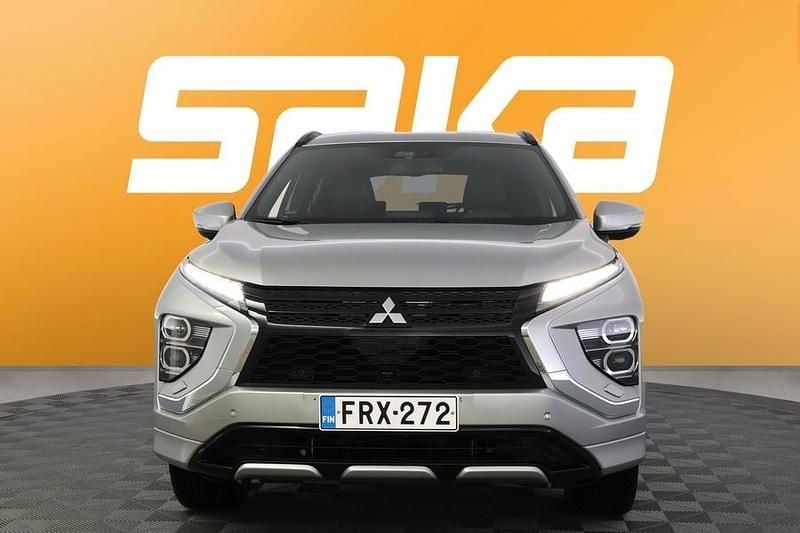 Käytetty Mitsubishi Eclipse Cross 185 HP (136 kW) 2022 Katumaasturi