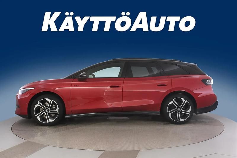 Uusi VW ID.7 GTX 250 kW (340 HP) 2026 Kings red /black Farmari
