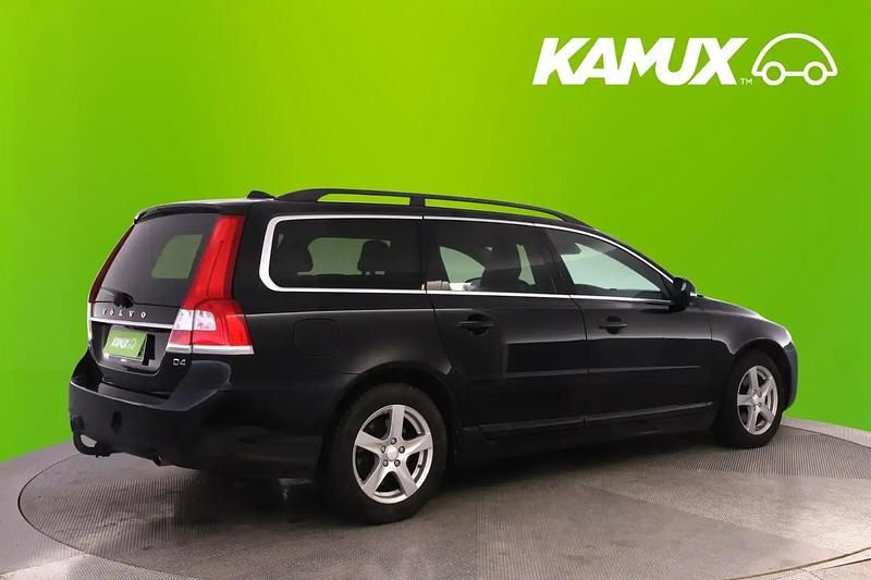 Käytetty Volvo V70 Momentum 246 HP (180 kW) 2013 Valkoinen Farmari