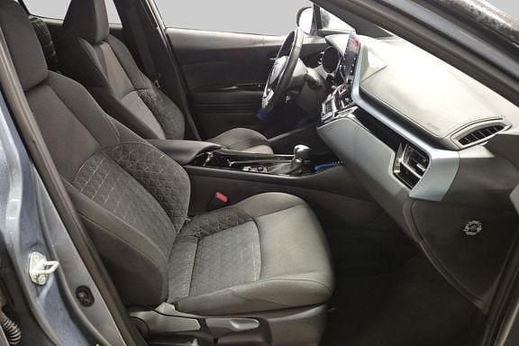 Käytetty Toyota C-HR Edition 150 HP (110 kW) 2021 Harmaa Katumaasturi