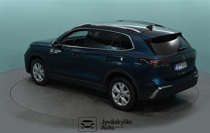 Käytetty VW Tiguan Elegance 204 HP (150 kW) 2025 Sininen Katumaasturi