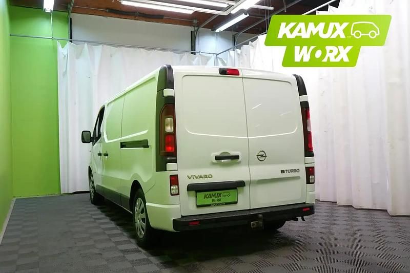 Käytetty Opel Vivaro Edition 125 HP (91 kW) 2018 Valkoinen Tila-auto