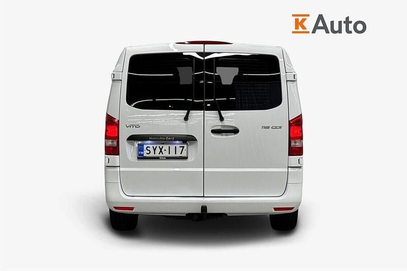 Käytetty Mercedes Vito 163 HP (119 kW) 2021 Valkoinen Van