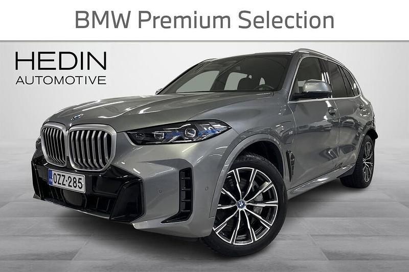 Harmaa Käytetty 2024 BMW X5 Comfort Edition Katumaasturi | 85 500 € (Supertarjous) - Kuva 1/3