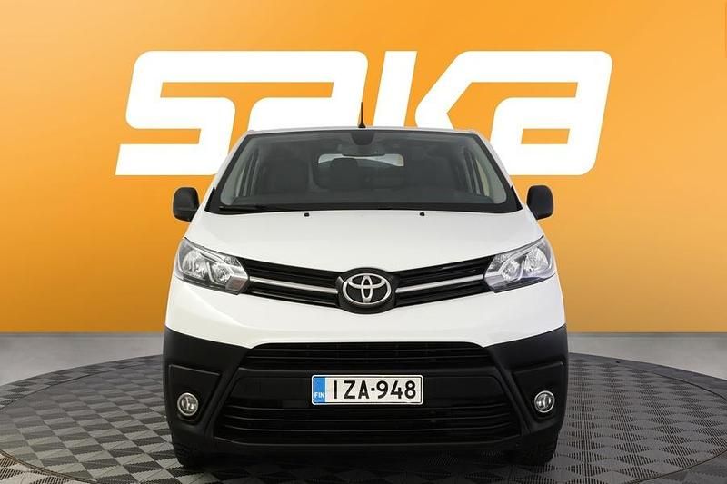 Käytetty Toyota Proace 122 HP (89 kW) 2020 Tila-auto