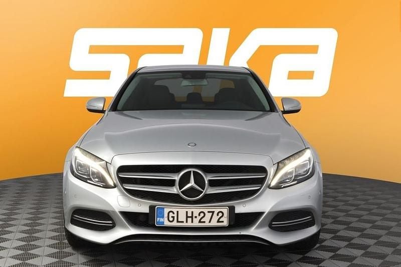 Käytetty Mercedes A200 Business 184 HP (135 kW) 2014 Sedan