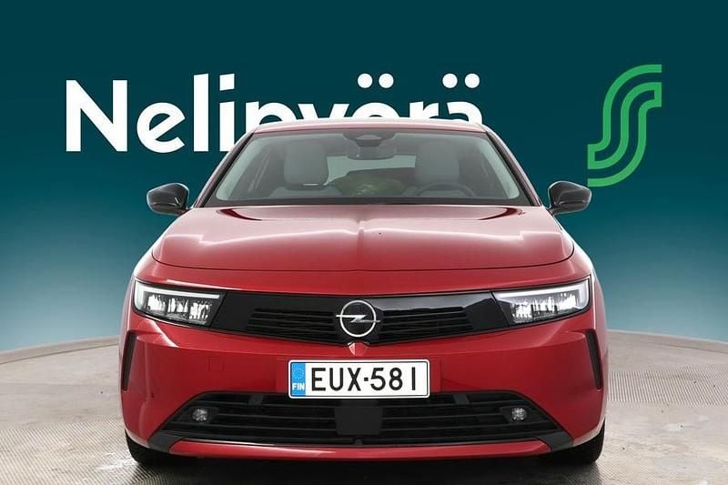 Käytetty Opel Astra Innovation 180 HP (132 kW) 2023 Punainen Viistoperä