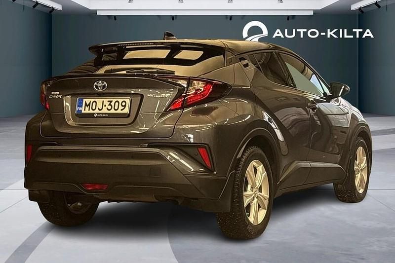 Käytetty Toyota C-HR Edition 122 HP (89 kW) 2022 Met. harmaa Katumaasturi