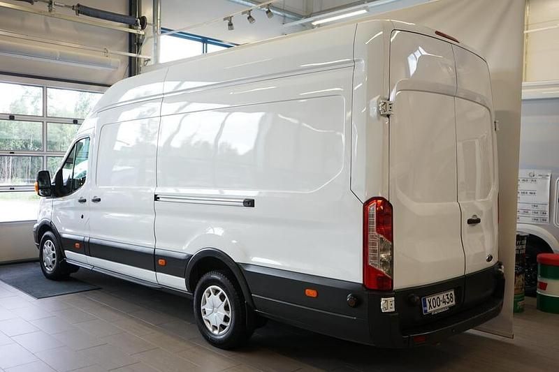 Käytetty Ford Transit Trend 131 HP (96 kW) 2018 Valkoinen Van