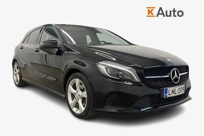 Musta Käytetty 2017 Mercedes A220 Business Viistoperä | 17 380 € (Hyvä tarjous) - Kuva 1/3