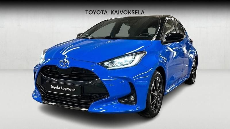Käytetty Toyota Yaris Hybrid Edition 131 HP (96 kW) 2024 Sininen Viistoperä