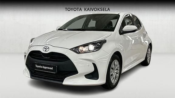 Käytetty Toyota Yaris Life 72 HP (52 kW) 2021 Valkoinen Viistoperä