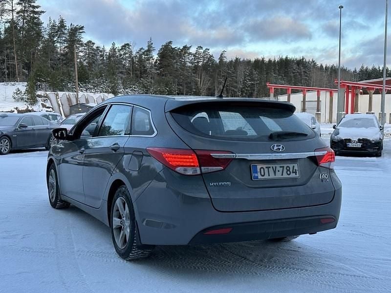 Käytetty Hyundai i40 Comfort 135 HP (99 kW) 2013 Farmari