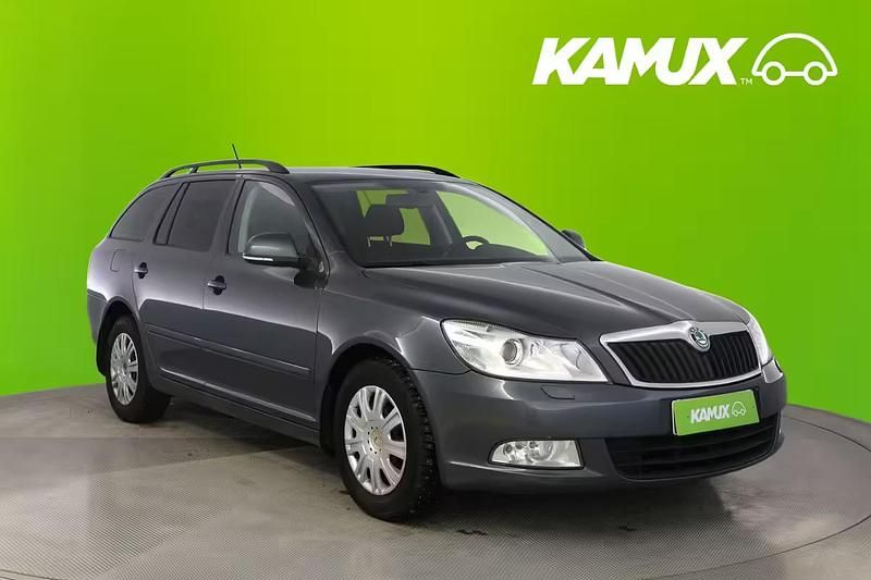 Sininen Käytetty 2012 Skoda Octavia Style Farmari | 4 790 € - Kuva 1/4