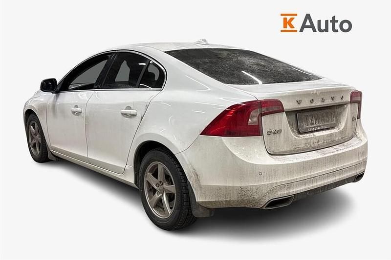 Käytetty Volvo S60 Business Edition 181 HP (133 kW) 2014 Valkoinen Sedan