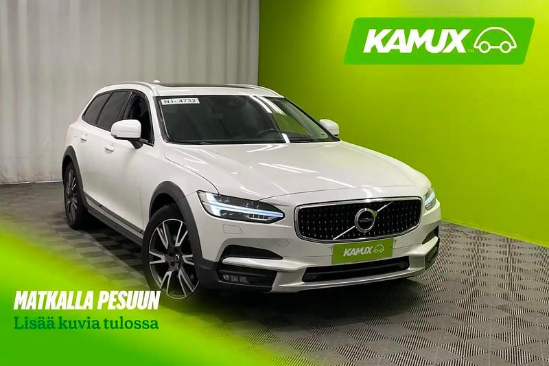 Valkoinen Käytetty 2020 Volvo V90 CC Pro Farmari | 33 900 € (Perustarjous) - Kuva 1/4