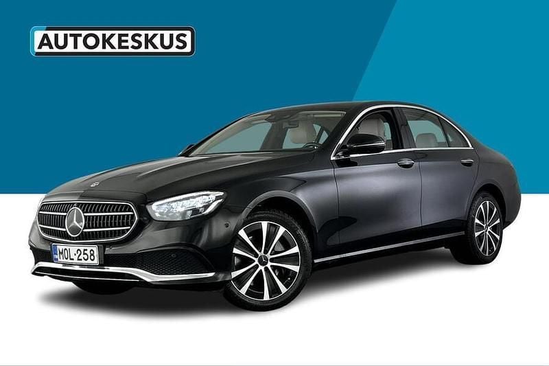 Musta Käytetty 2023 Mercedes E300 Edition Sedan | 37 590 € (Hyvä tarjous) - Kuva 1/2
