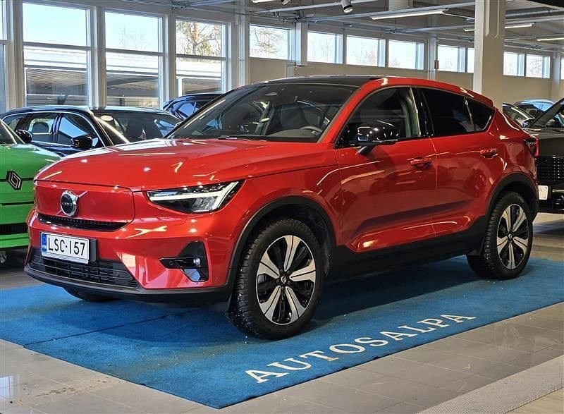 Käytetty Volvo C40 Plus 300 kW (408 HP) 2023 Katumaasturi