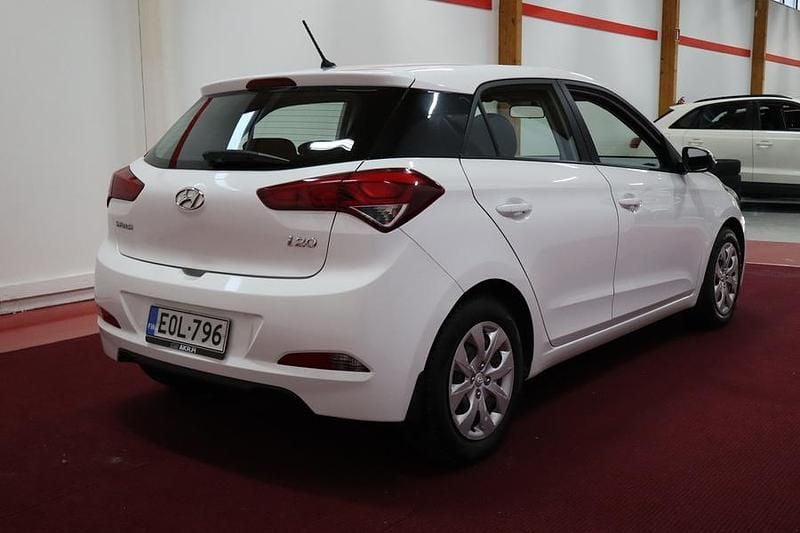 Käytetty Hyundai i20 Classic 75 HP (55 kW) 2016 Viistoperä