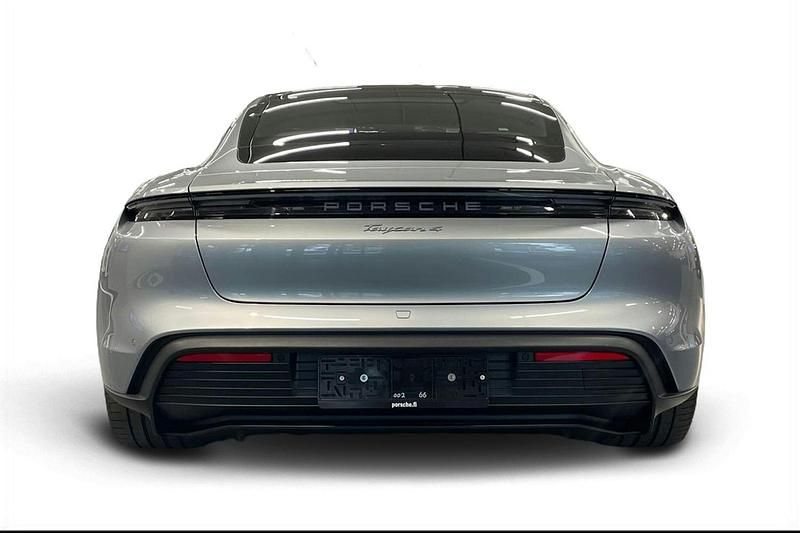 Uusi Porsche Taycan 295 kW (402 HP) 2026 Met. harmaa Sedan