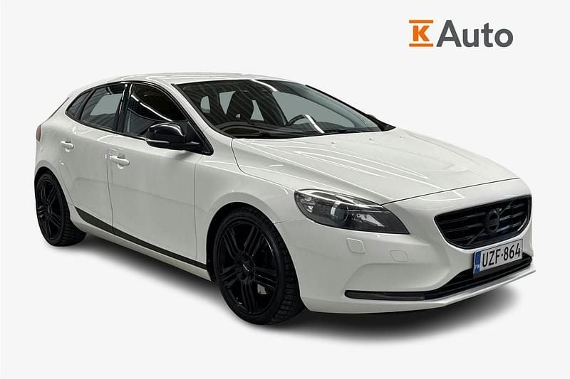 Käytetty Volvo V40 Momentum 120 HP (88 kW) 2015 Valkoinen Viistoperä