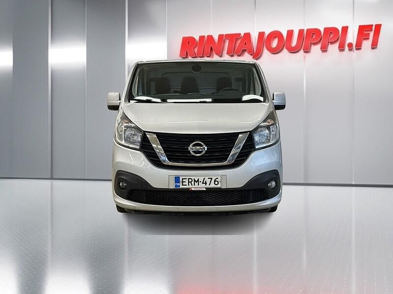 Käytetty Nissan NV300 146 HP (107 kW) 2019 Van
