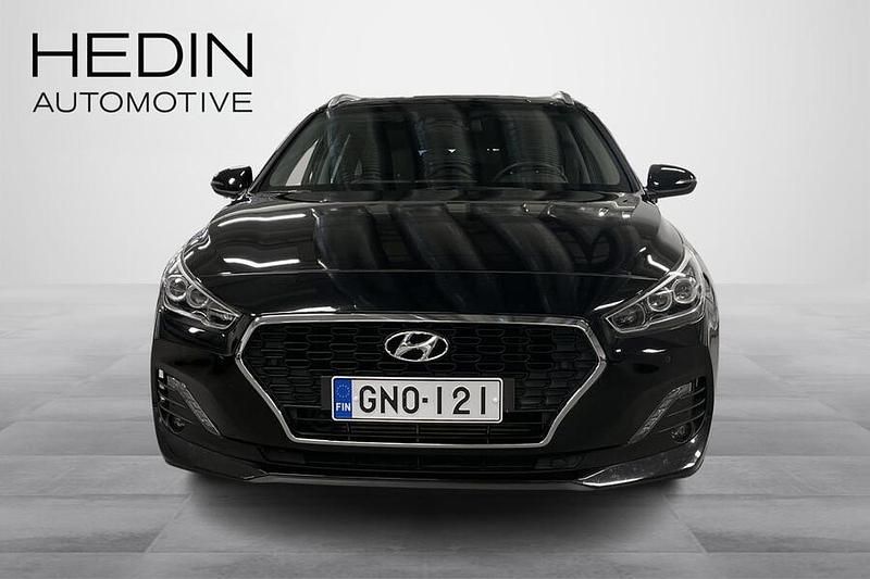 Käytetty Hyundai i30 Sport 140 HP (102 kW) 2019 Musta Farmari