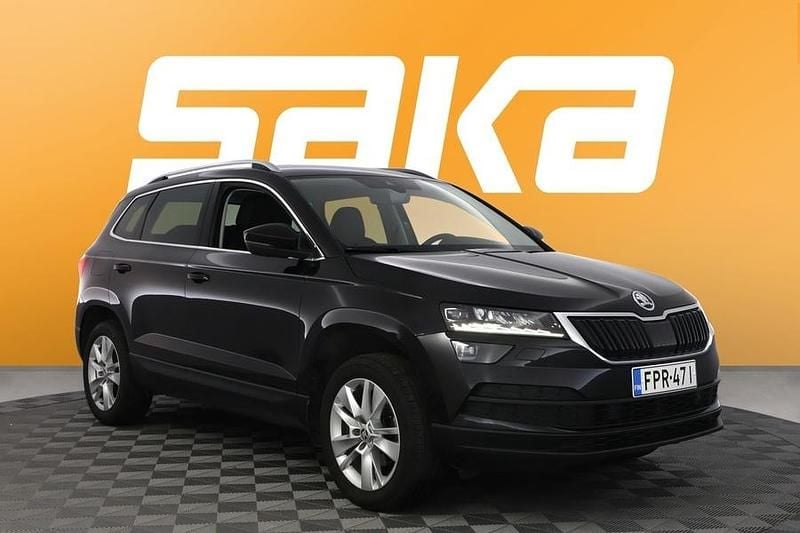 Käytetty Skoda Karoq Business Line 150 HP (110 kW) 2021 Katumaasturi