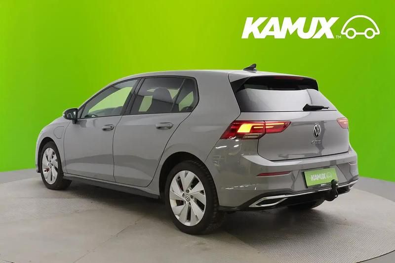 Käytetty VW Golf VIII Business 150 HP (110 kW) 2023 Hopea / harmaa Sedan
