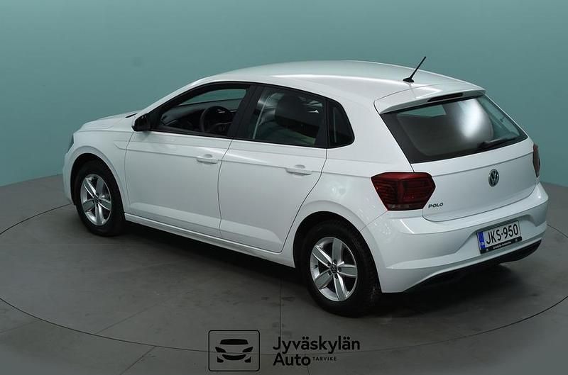Käytetty VW Polo Trendline 75 HP (55 kW) 2018 Valkoinen Viistoperä