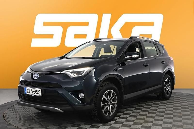 Käytetty Toyota RAV4 Hybrid Edition 155 HP (114 kW) 2018 Katumaasturi