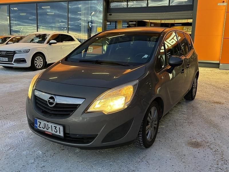 Käytetty Opel Meriva Enjoy 120 HP (88 kW) 2014 Tila-auto